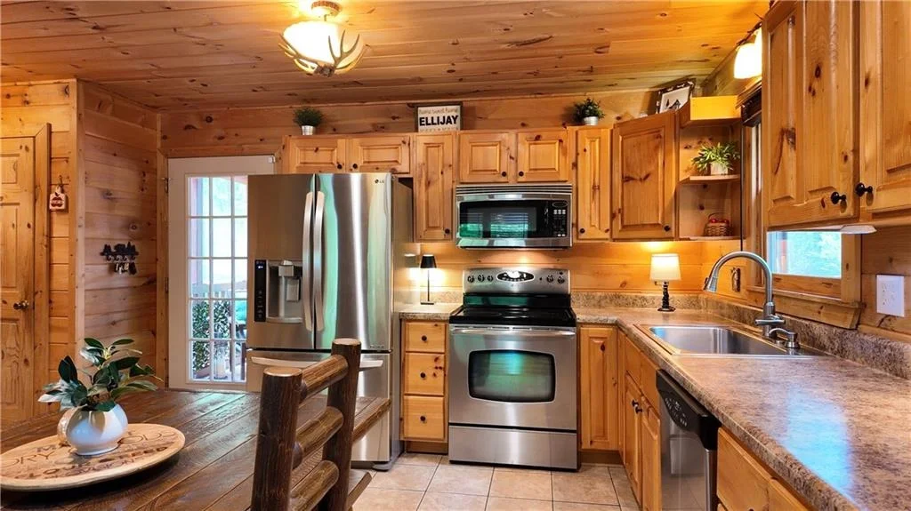 Photo of 343 Seneca Drive