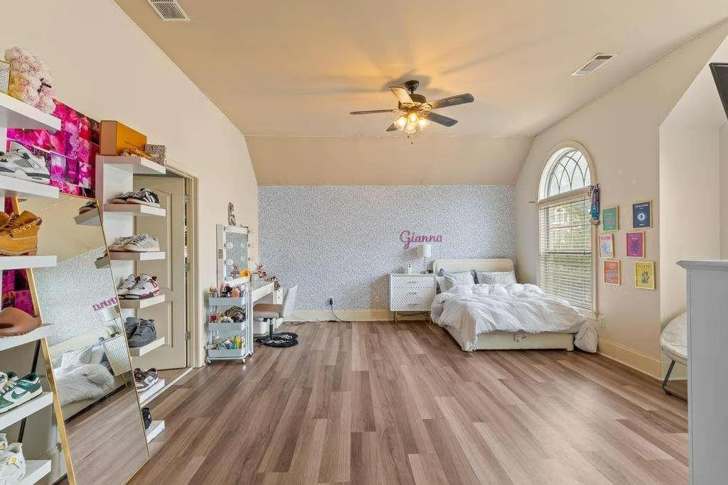 Photo of 1202 Persimmon Way