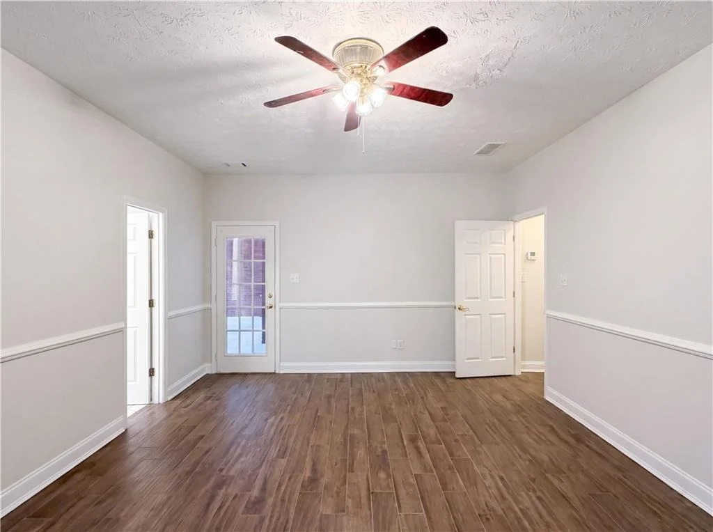 Photo of 346 Carnation Drive