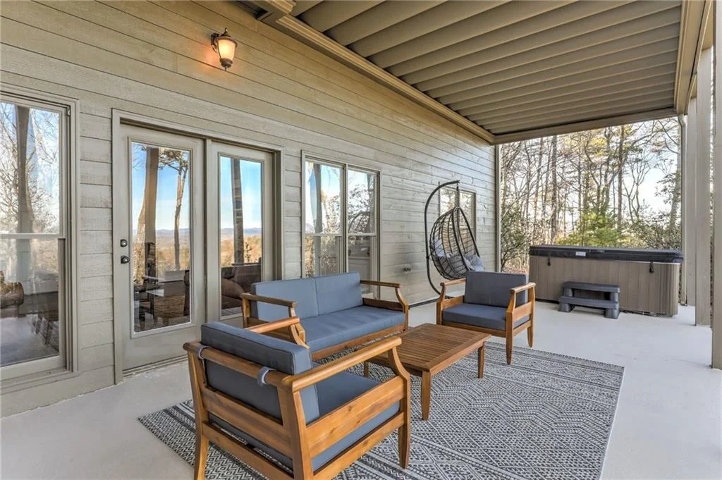 Photo of 1492 Mcelroy Mountain Drive