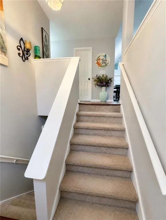 Photo of 151 Twin Oaks Drive