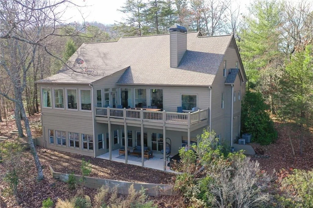 Photo of 1492 Mcelroy Mountain Drive