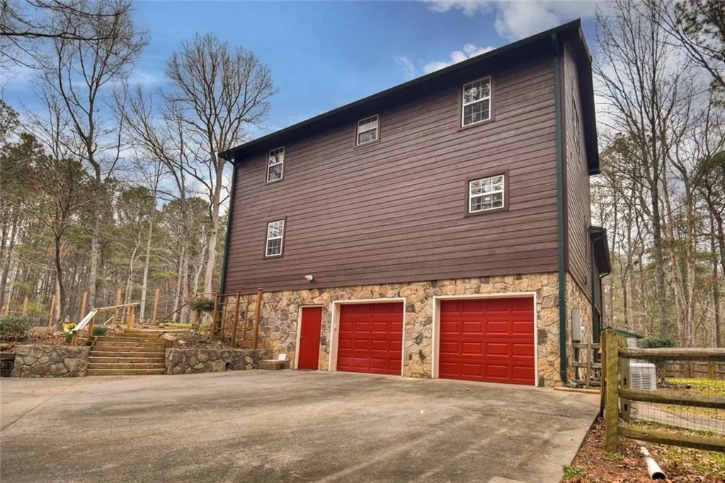Photo of 144 Emerald Cove