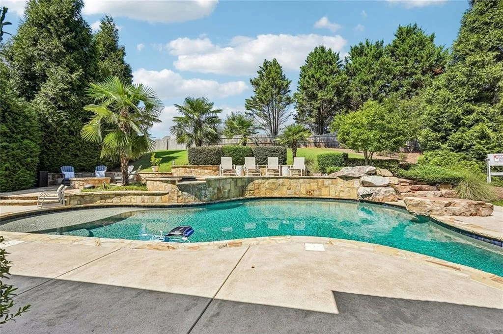 Photo of 337 Meadowcrest Circle