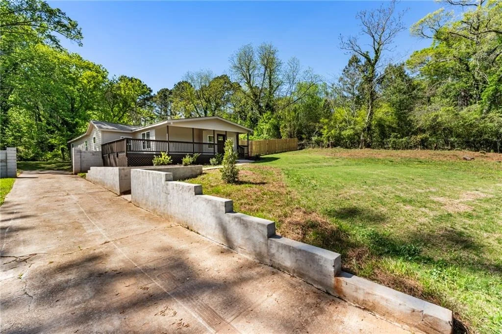 Photo of 8859 Thomas Road