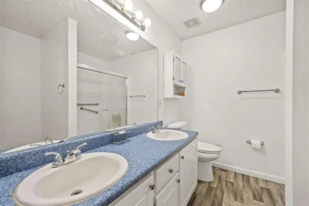 Photo of 1231 Snapping Shoals Road