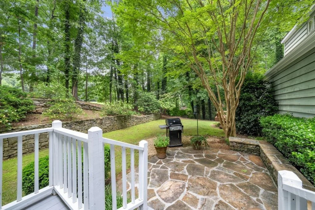 Photo of 8950 Huntcliff Trace