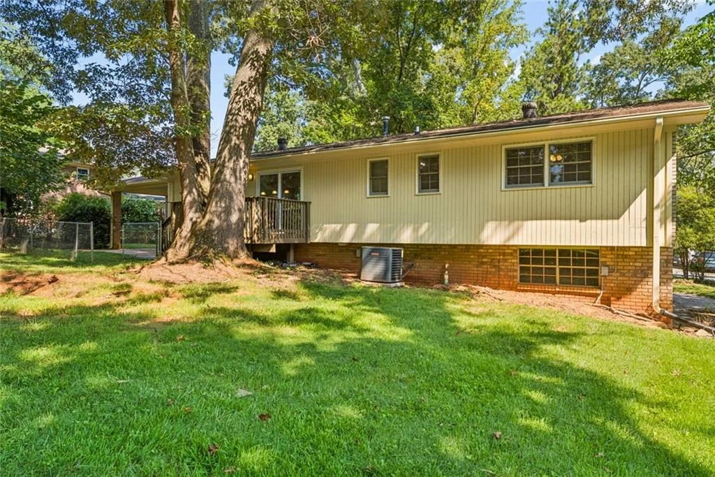 Photo of 1209 Siesta Lane
