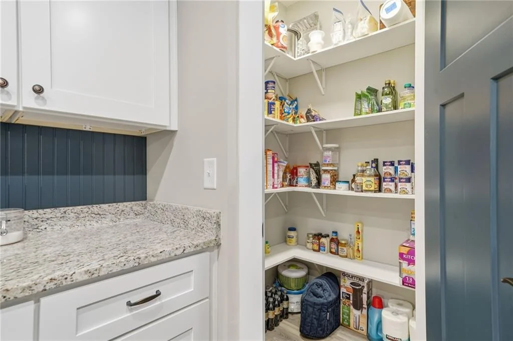 Photo of 221 Windsor Way