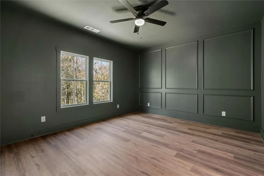 Photo of 327 Crest Pointe S