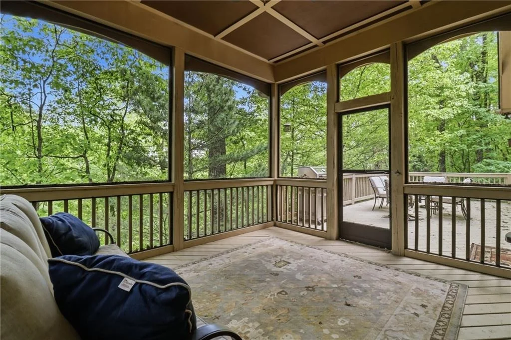 Photo of 1105 Valley View Drive