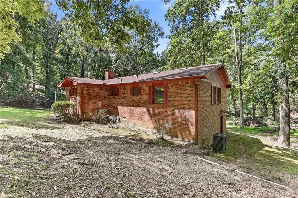 Photo of 6505A Julian Road