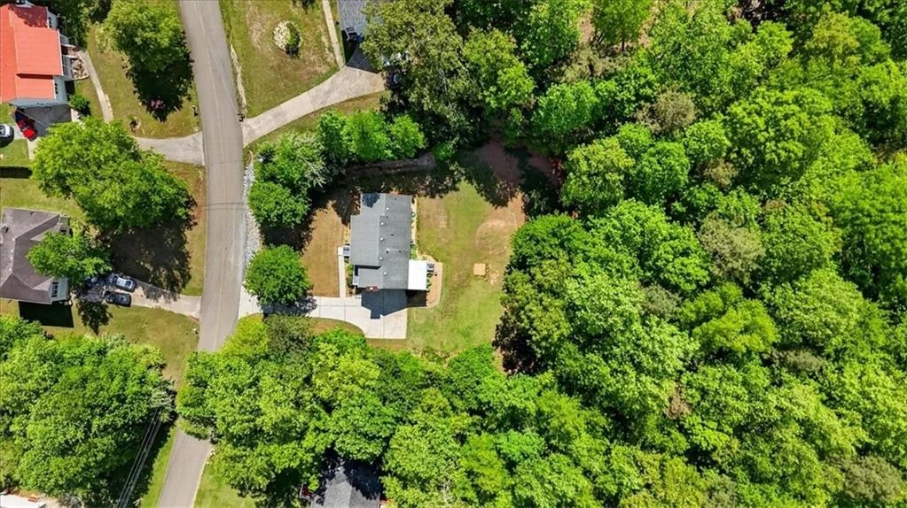 Photo of 402 Deer Run