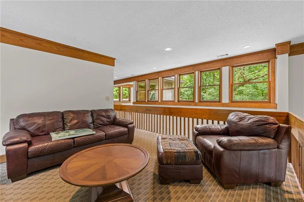 Photo of 4593 Wilderness Parkway