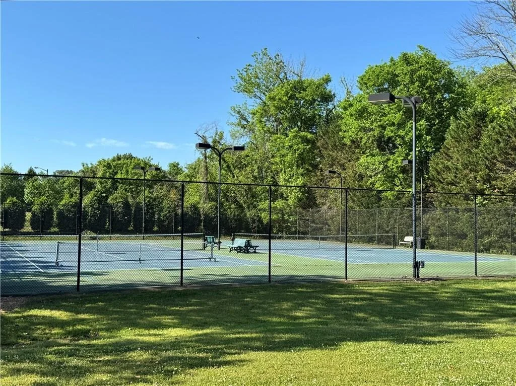 Photo of 203 Laurel Creek Road SE