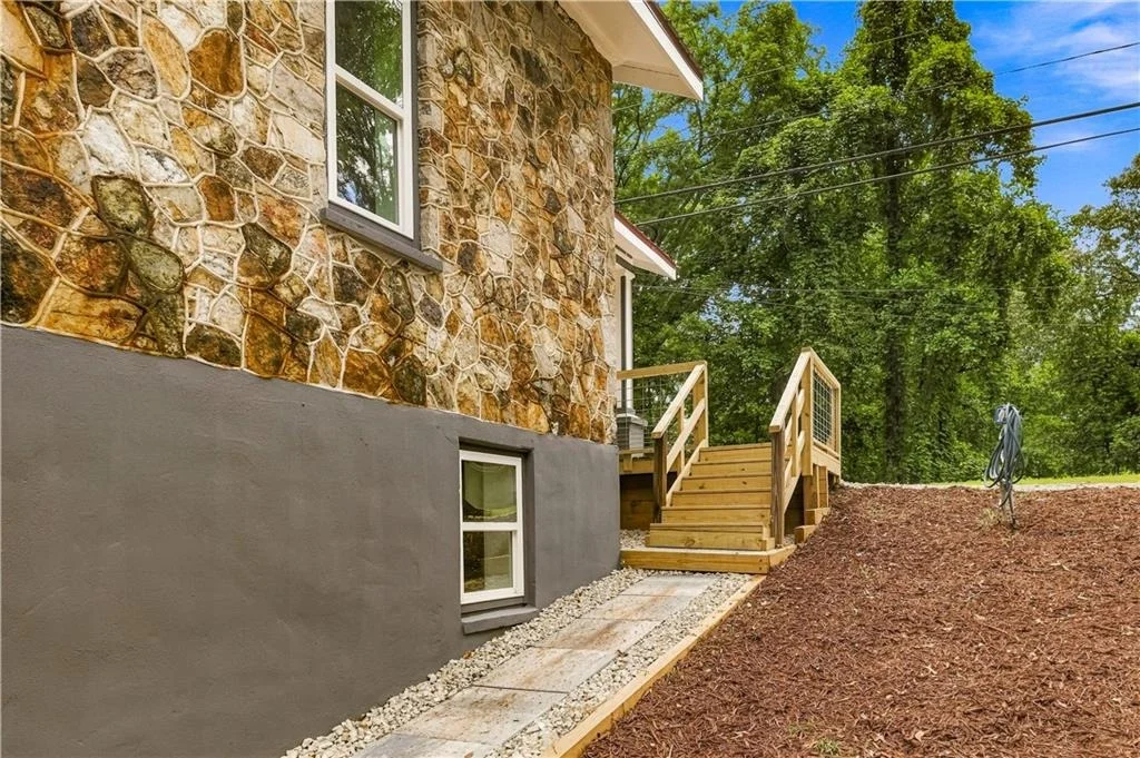 Photo of 2928 Old Cornelia Highway