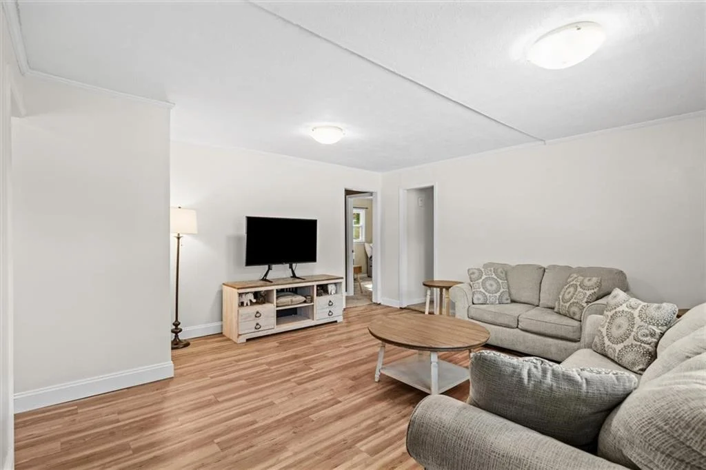 Photo of 163 Ben Putnam Road