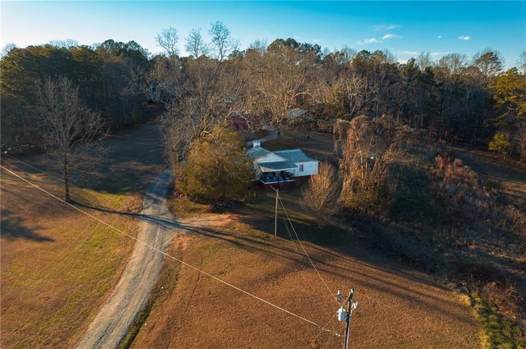 Photo of 873 Long Road