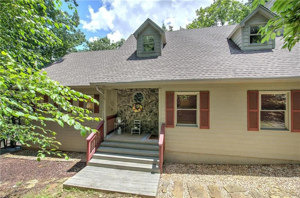 Photo of 376 Alpine Drive