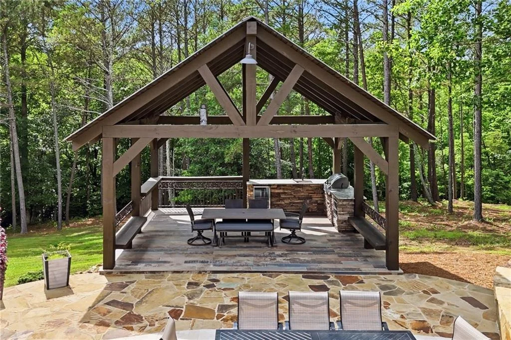 Photo of 457 Arlington Way