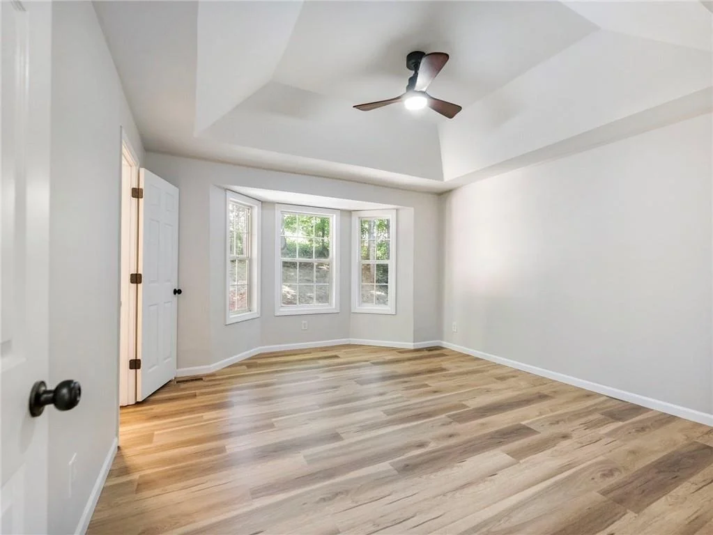 Photo of 3930 Pine Tree Lane