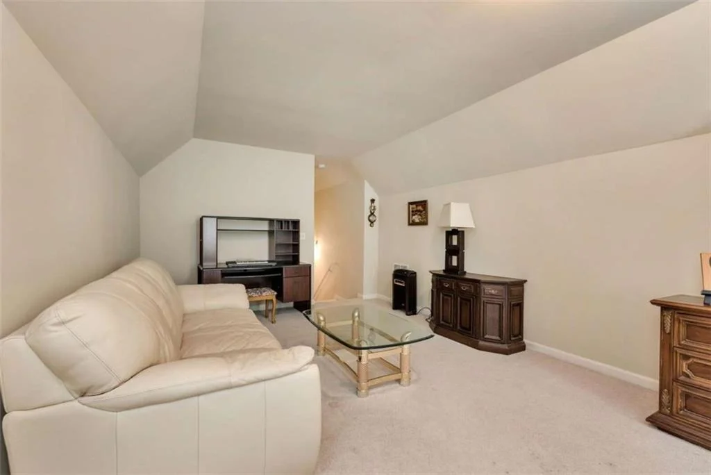 Photo of 222 Jefferson Walk Circle