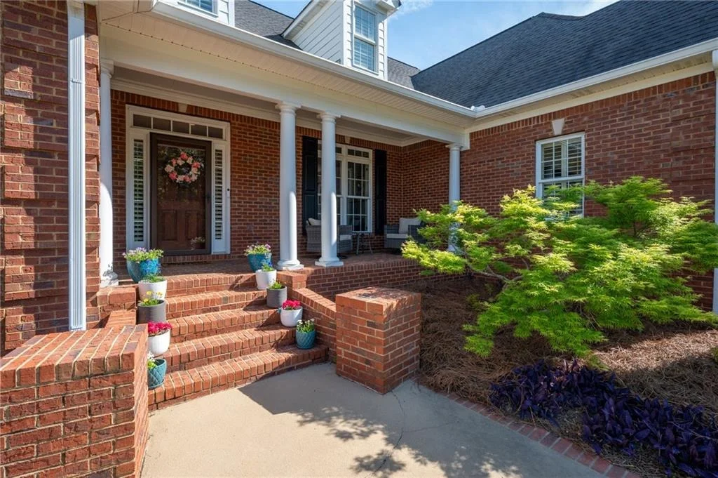 Photo of 203 Laurel Creek Road SE