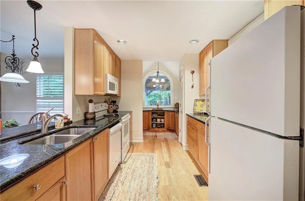 Photo of 225 Grandview Trail