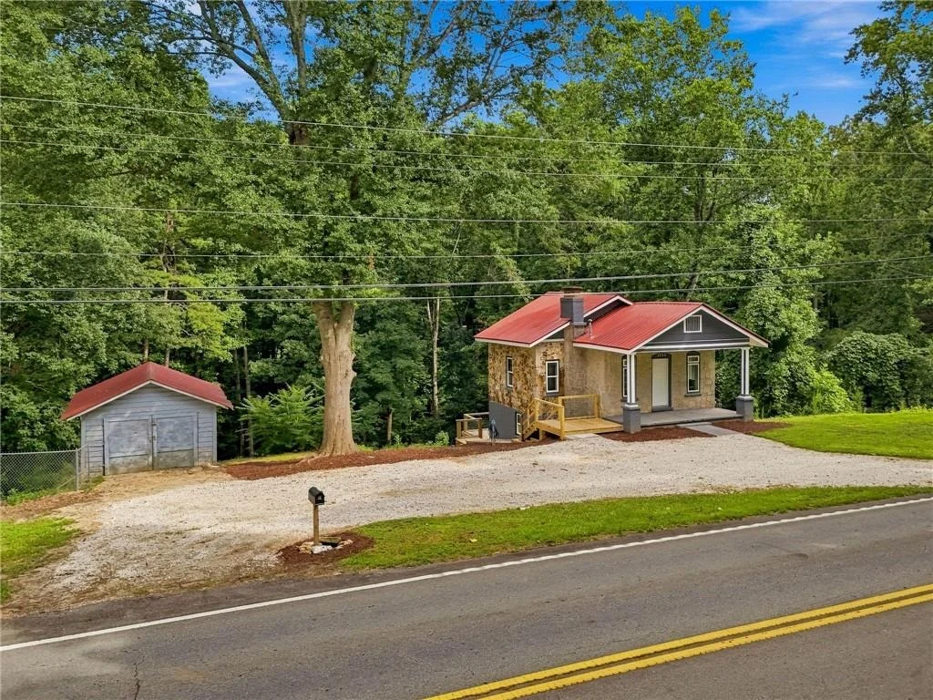 Photo of 2928 Old Cornelia Highway