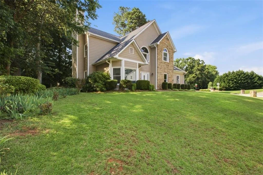 Photo of 2084 York River Way