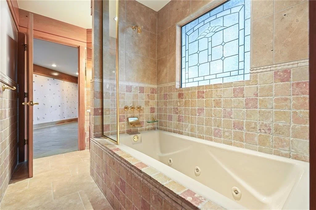 Photo of 202 Sanderlin Mountain Drive N