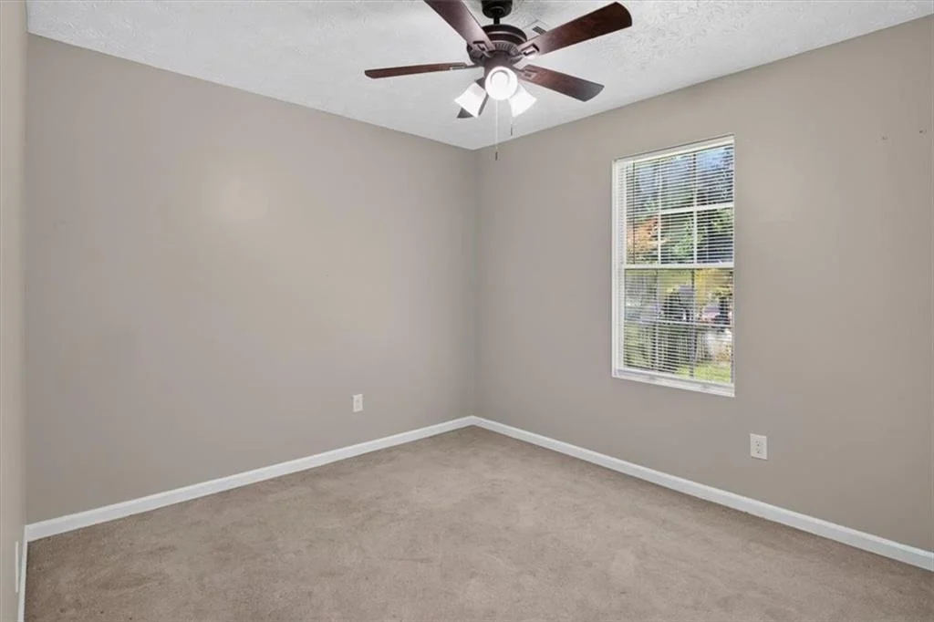 Photo of 129 Whispering Pine Lane NE
