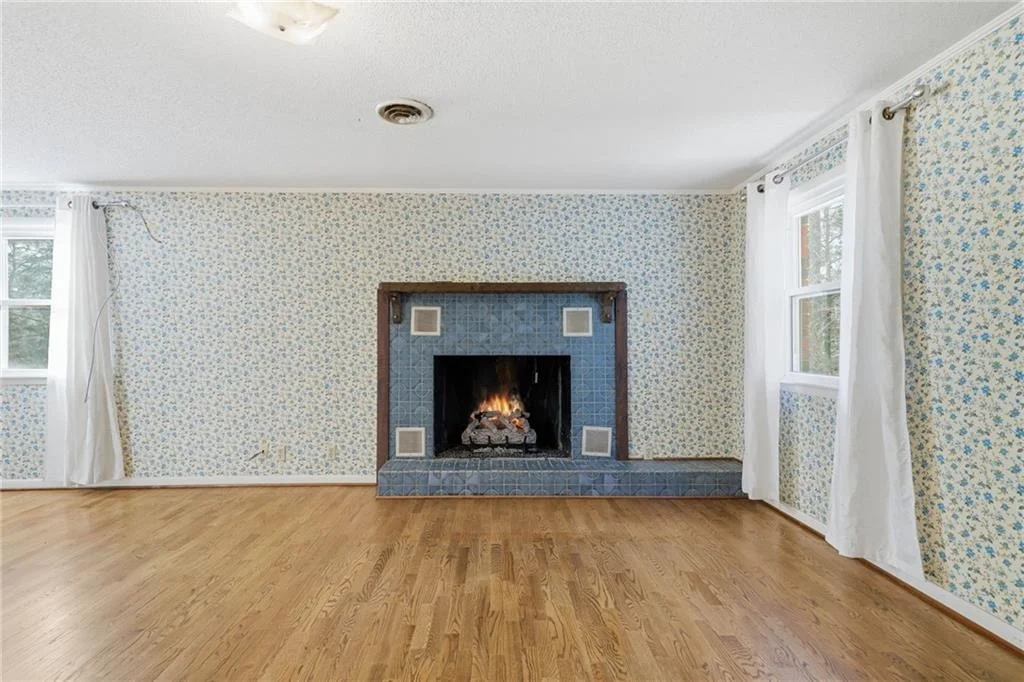 Photo of 310 Comet Lane