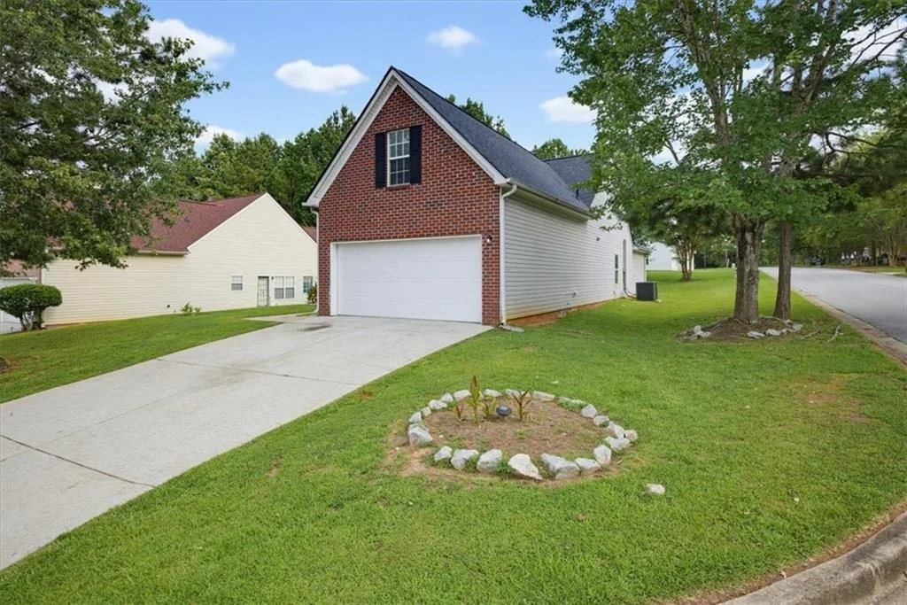 Photo of 6563 Lake Mill Trace