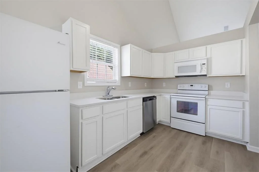 Photo of 6563 Lake Mill Trace