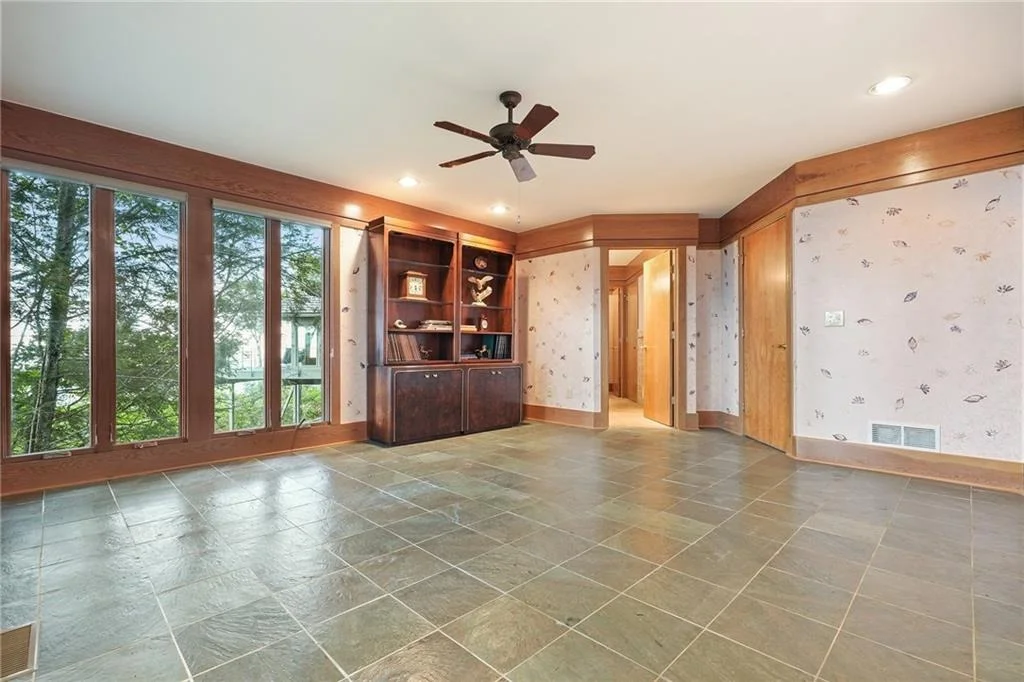 Photo of 202 Sanderlin Mountain Drive N