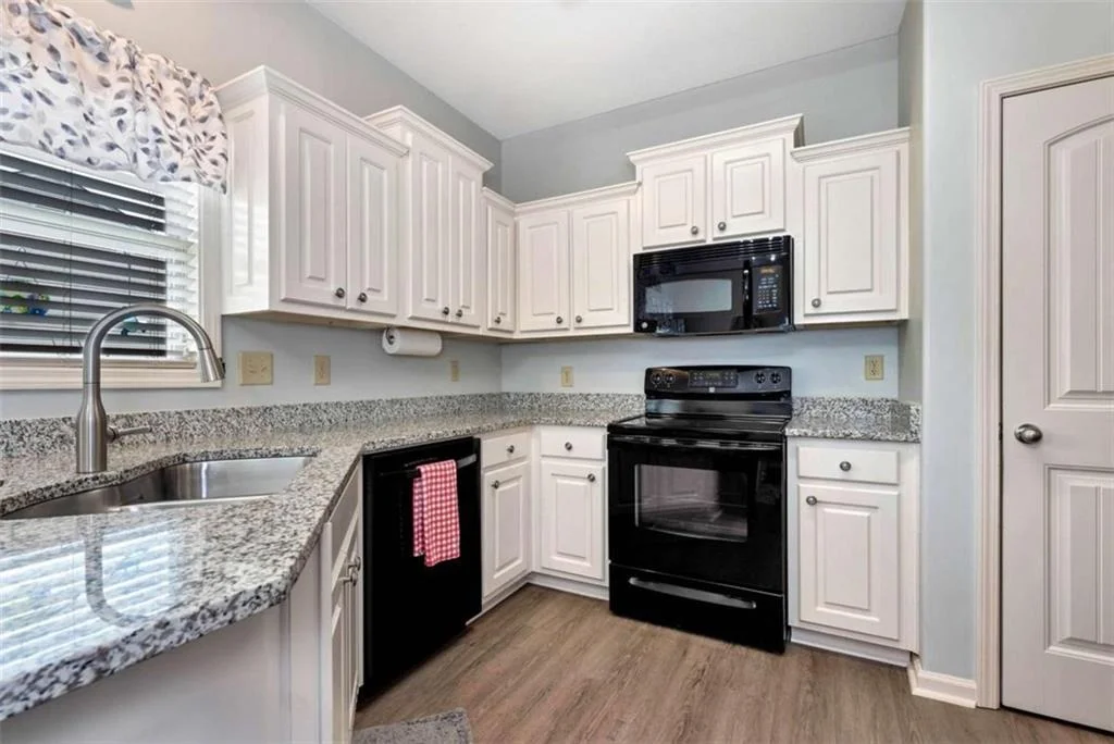 Photo of 1424 Silvergate Way