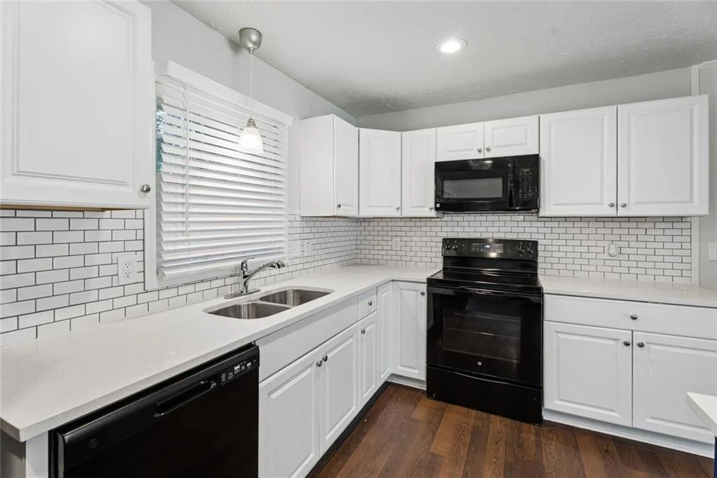 Photo of 1209 Siesta Lane