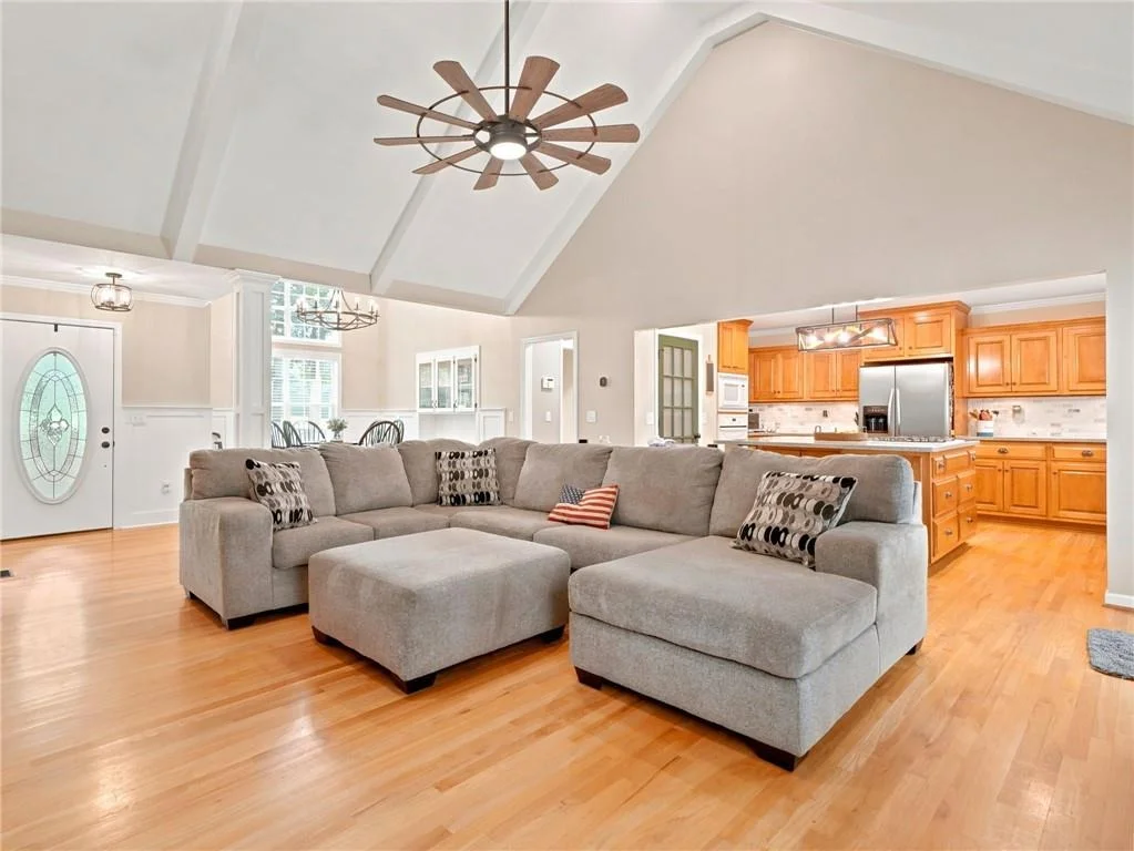 Photo of 460 Kerry Drive
