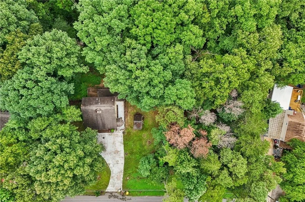Photo of 9080 Pine Tree Circle