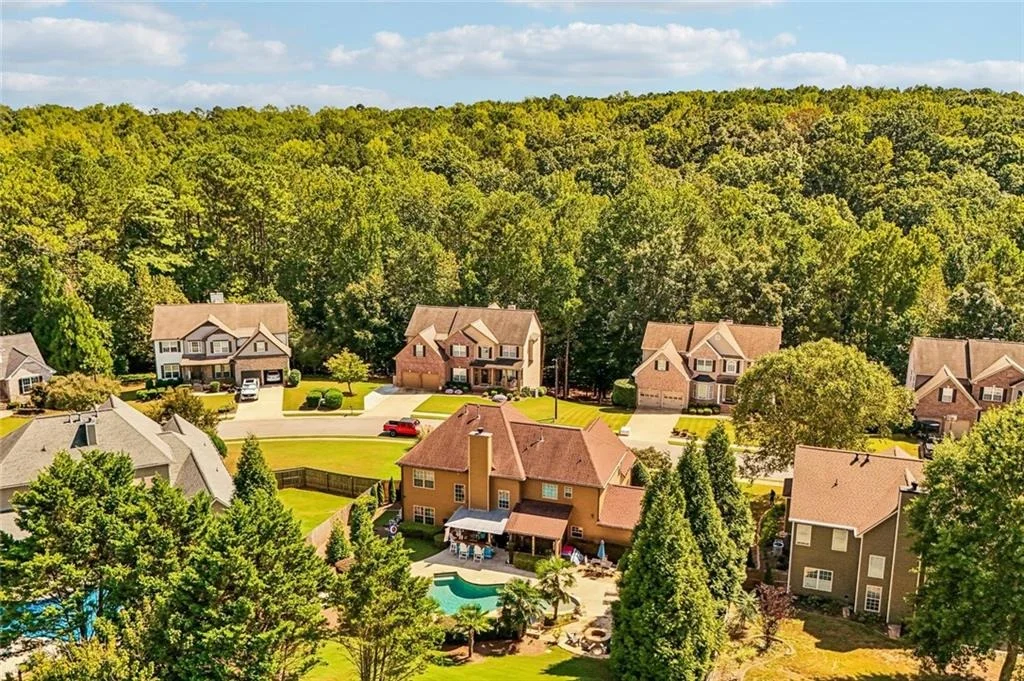 Photo of 337 Meadowcrest Circle