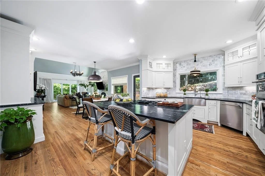 Photo of 2150 River Cliff Drive