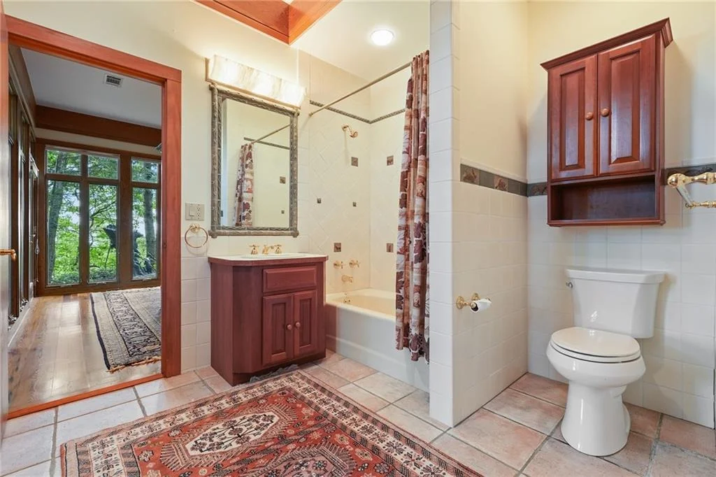 Photo of 202 Sanderlin Mountain Drive N