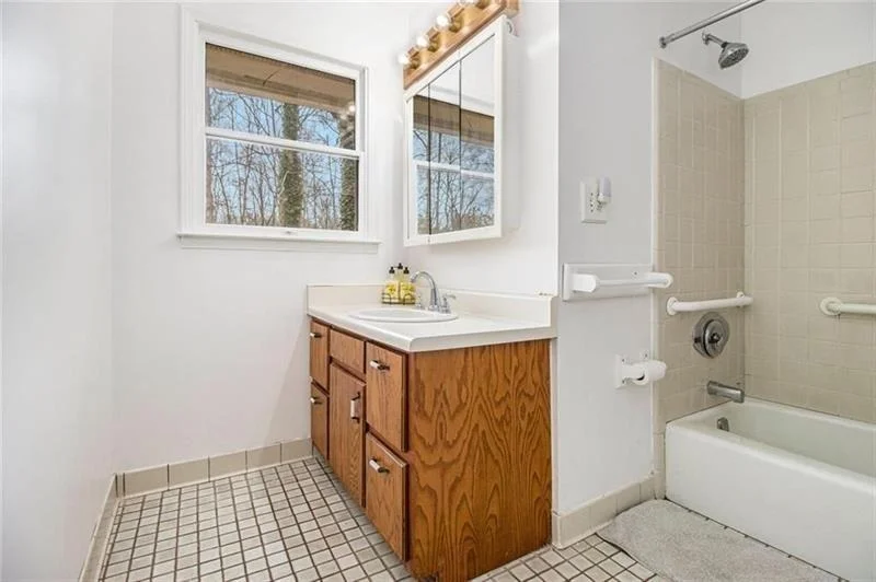 Photo of 490 Dorsey Road