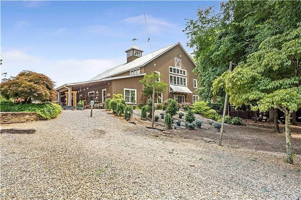 Photo of 5030 Forest Circle