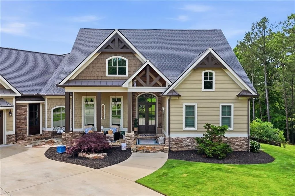Photo of 457 Arlington Way