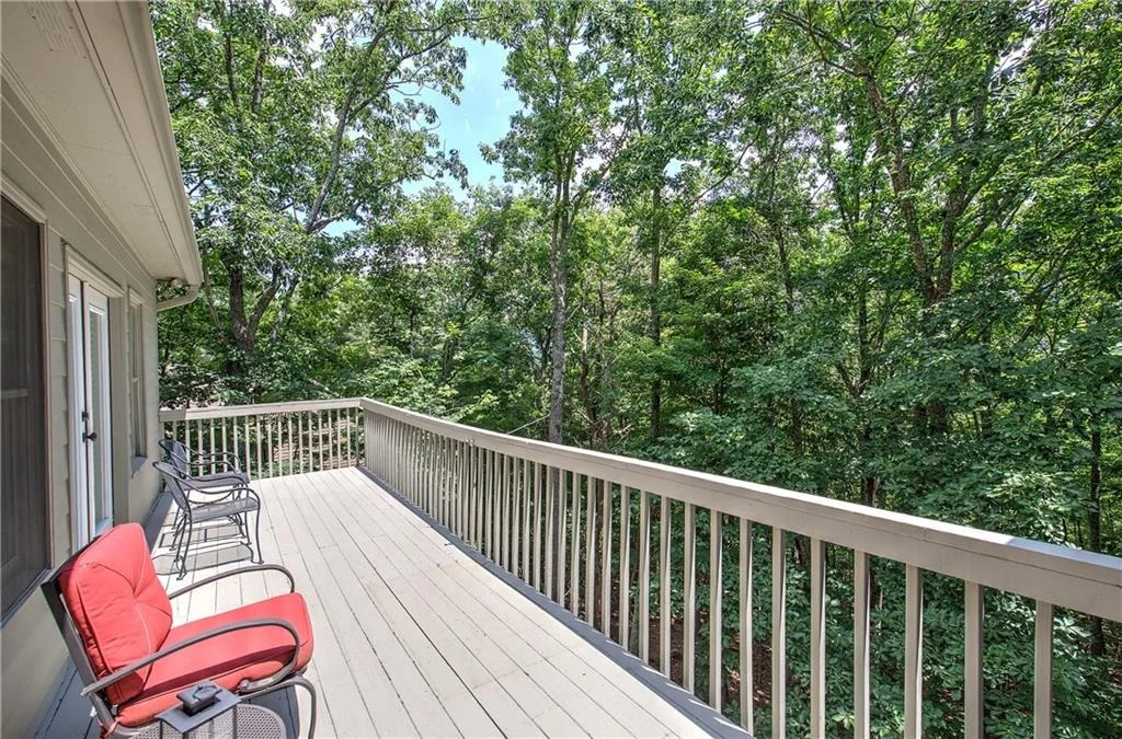 Photo of 376 Alpine Drive