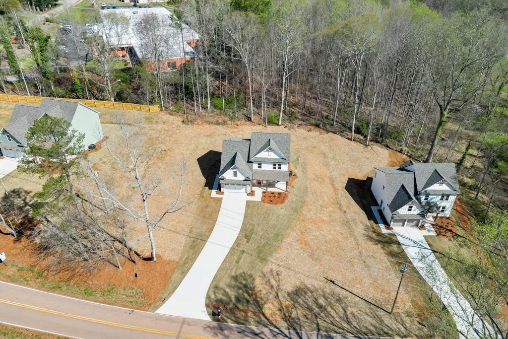 Photo of 979 Lakeview
