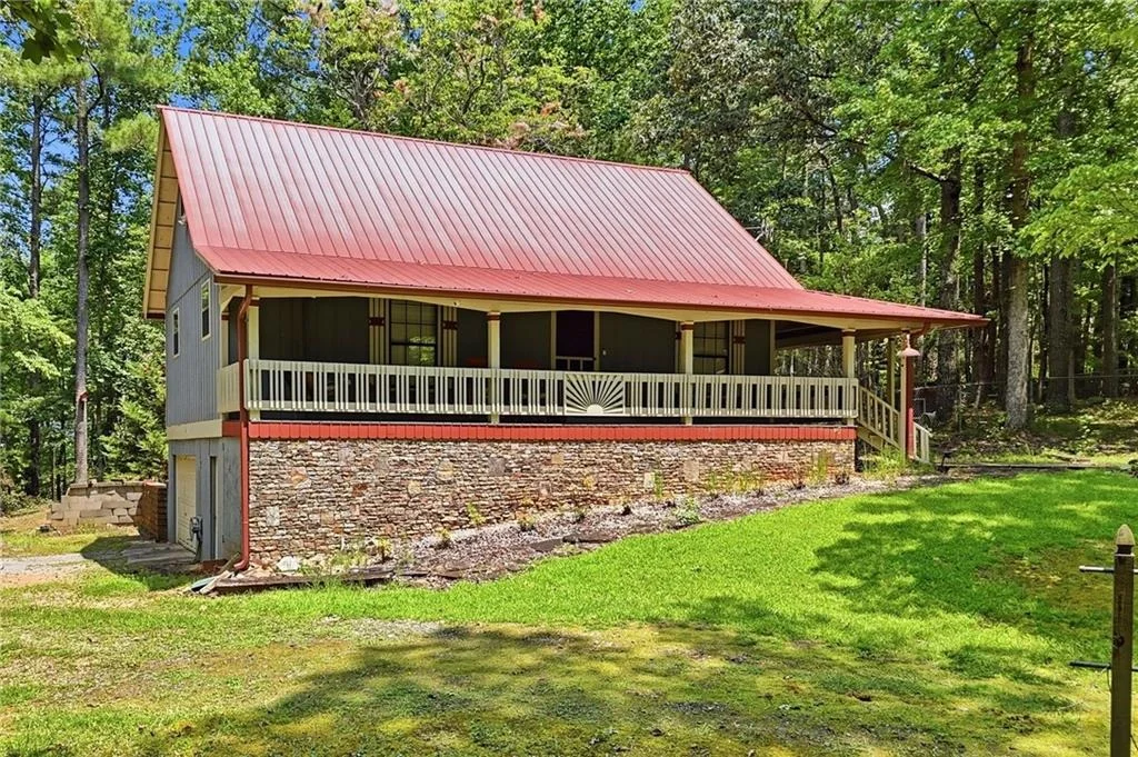 Photo of 1525 Sperin Road