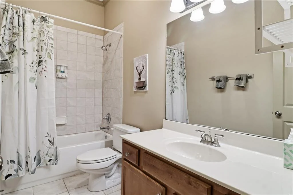 Photo of 1105 Valley View Drive